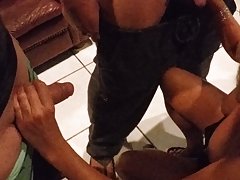 Петли свършват за жена ми