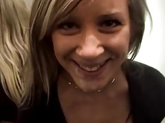 за пари в съблекалнята