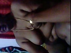 Деси индийски meera леля се прецака от съсед