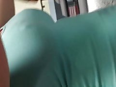 Моите приятели мама големи цици