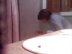 Milf беззъби леля peeing показва хубав задника ми 2
