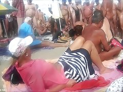 Nude плаж секс 3