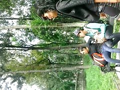 Зрели уличница в Минижуп