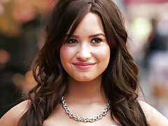 Деми Ловато глупак разстояние предизвикателство