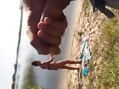 Двойна dickflash за печене момиче (Празнене