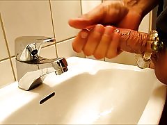 Голямо натоварване в puplic тоалетна