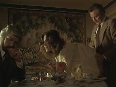 Историята o нова