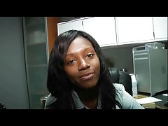 Extreme удари и черно момиче и нейните тайни