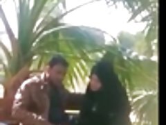 Paki Деси aunty доене мюсюлмански Дик фронт на обществеността