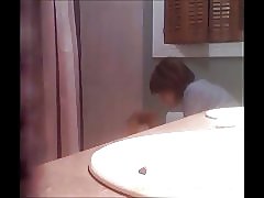 Почит към не леля ми в тоалет