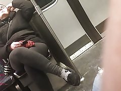 Много секси крака виси закачка