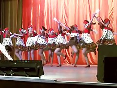 Руски народни танци. гореща и възбудена