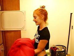 Teen почиства вашия петел