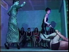 Друг японски Строга господарка