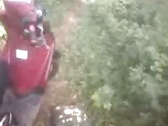 Индонезийски мотоциклет секс