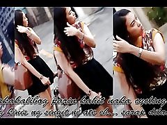 Бозон жълт момиче в бяло Колоездене