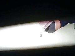 Недвижими скрита камера! възрастни брюнетка промяна