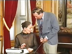 Стари секретар стиснат и анален прецака