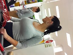 Гореща milf виж хвърли пола vtl