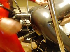 Игри със задник 3