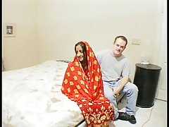 Индийски мадама в топлина gang-banged