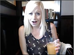 Гореща английски блондинка, bating в кръчмата тоалетни