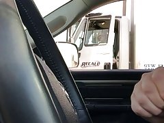 Автомобил флаш - камион дама има добър поглед