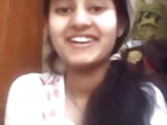 Деси чисто нови момиче